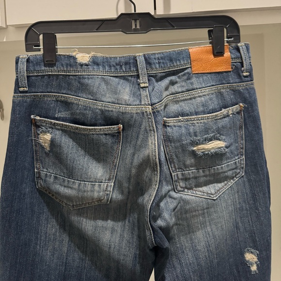 Zara Mid-Rise Loose Fit Destroyed Jeans - Size 6 - Picture 4 of 6